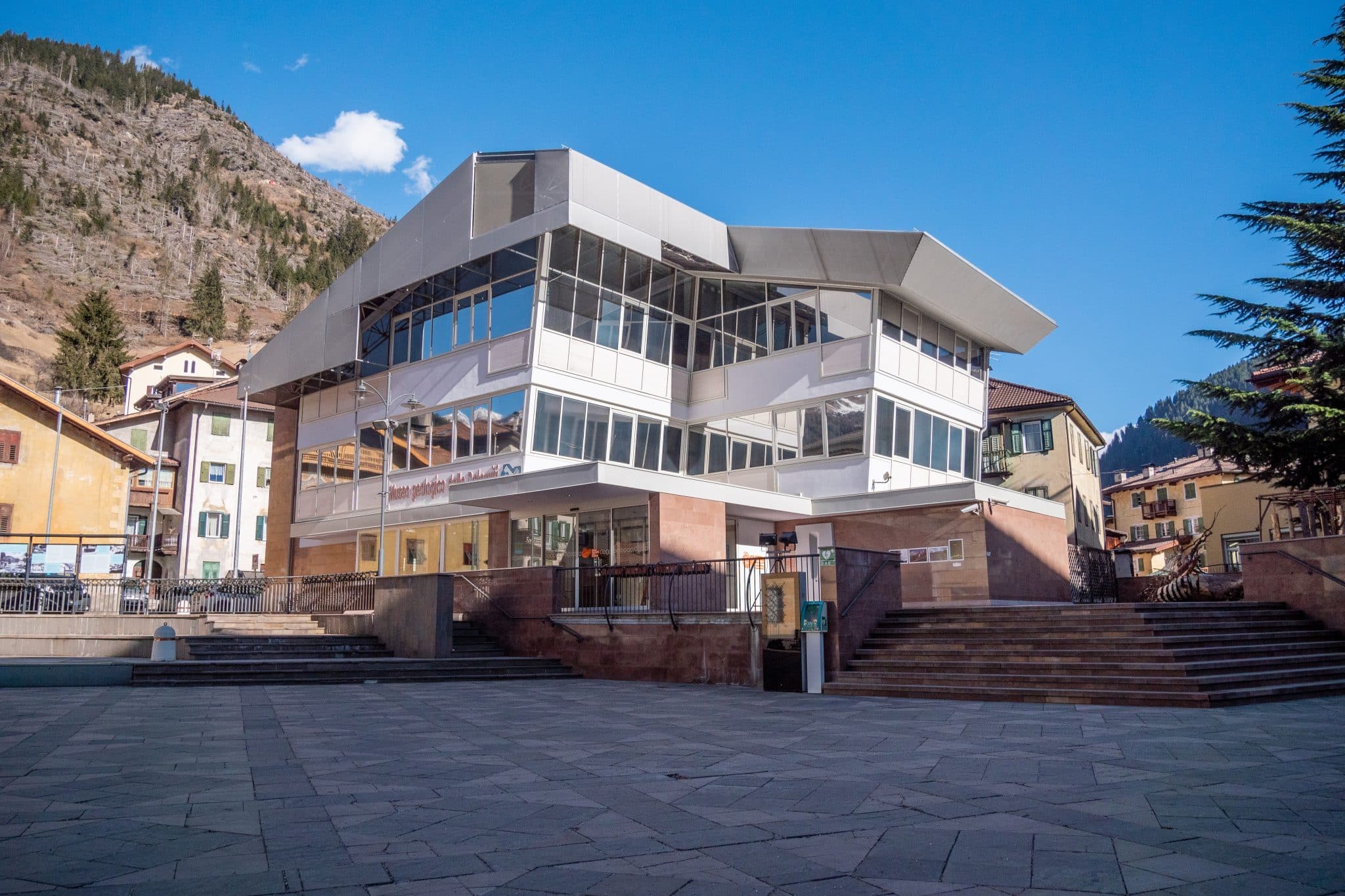 Terreno comune - stagione invernale al Museo Geologico delle Dolomiti a Predazzo