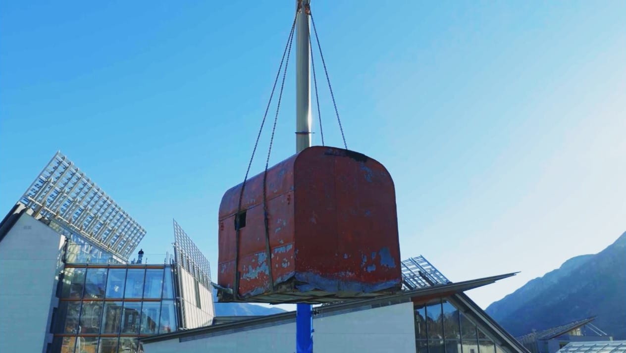 Il bivacco Fiamme Gialle protagonista a “Falegnami ad alta quota” su DMAX